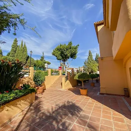 En Patios De Santa Maria Golf Apartamento *